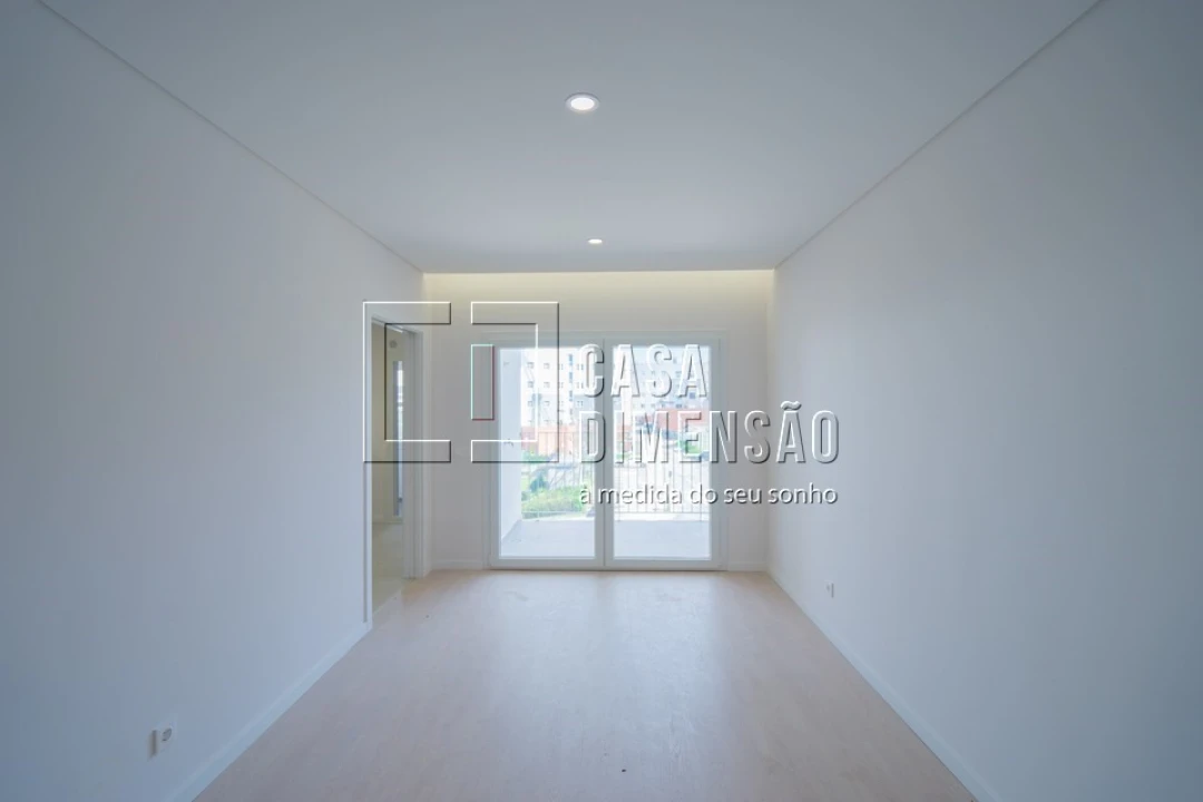 Apartamento T2 para Venda em Venteira Foto 13