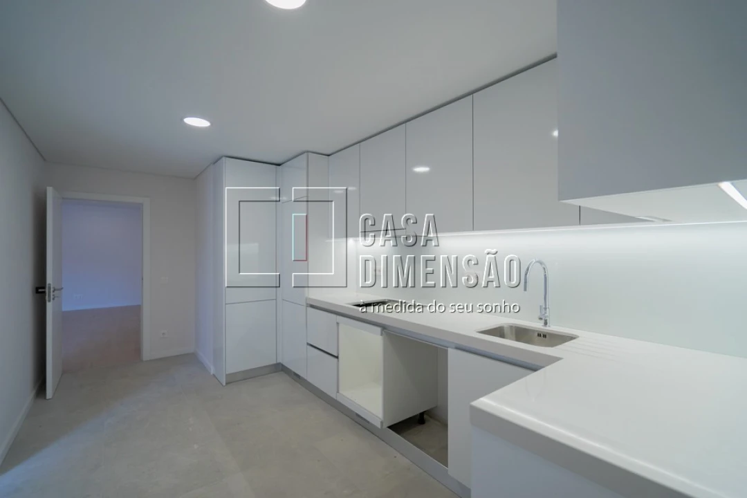 Apartamento T2 para Venda em Venteira Foto 18