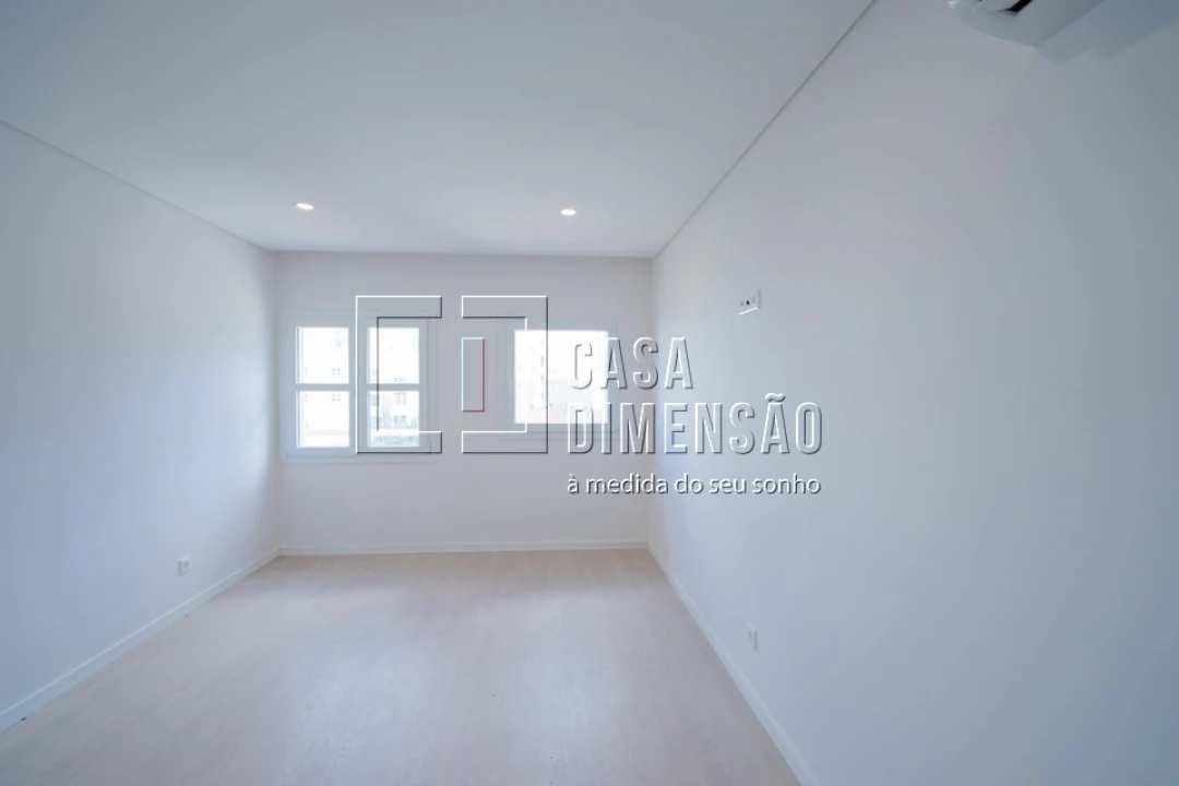 Apartamento T2 para Venda em Venteira Foto 23