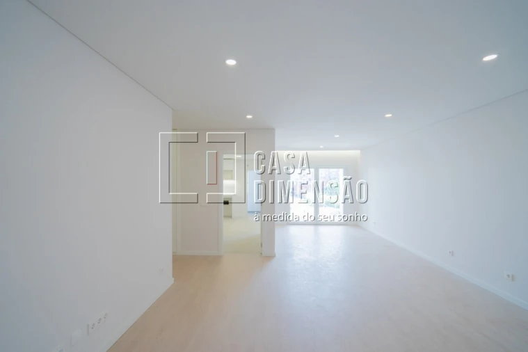Apartamento T2 para Venda em Venteira Foto 10