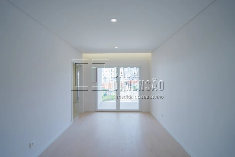 Apartamento T2 para Venda em Venteira Foto 13