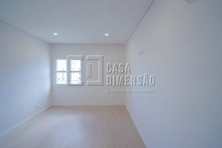 Apartamento T2 para Venda em Venteira Foto 27