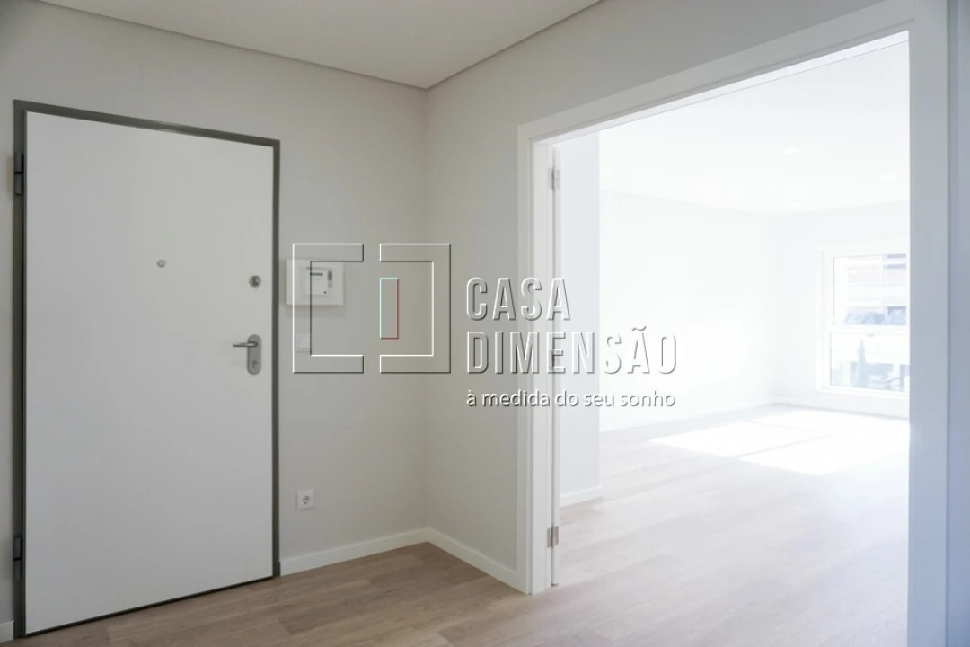 Apartamento T2 para Venda em Venteira Foto 2