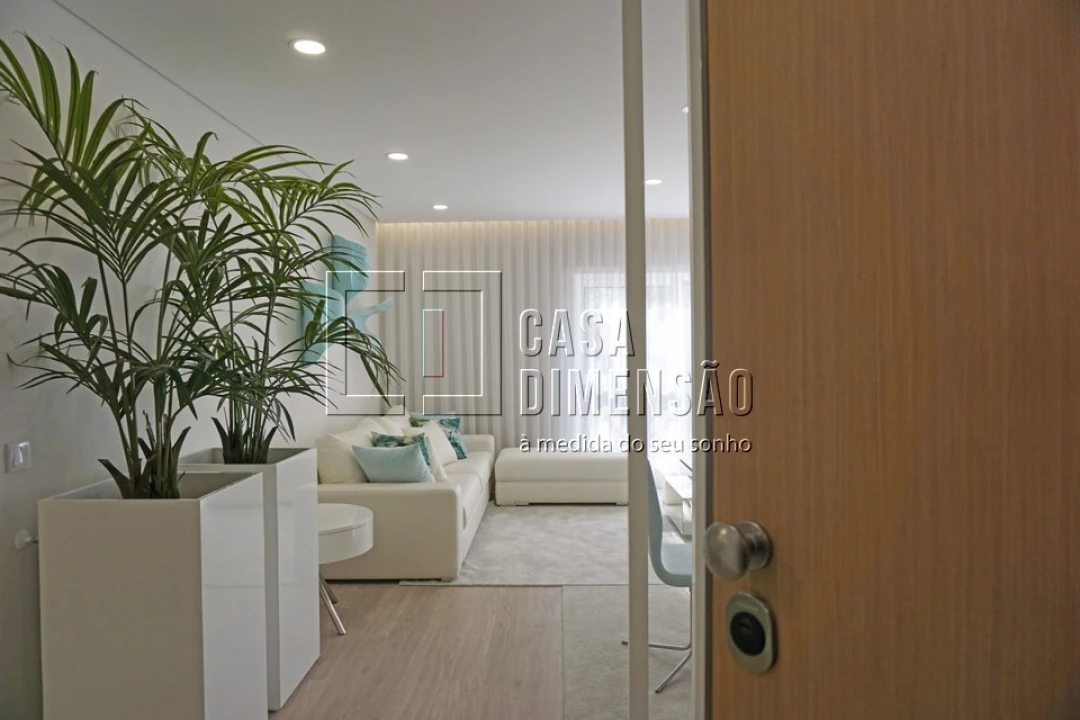Apartamento T2 para Venda em Venteira Foto 24
