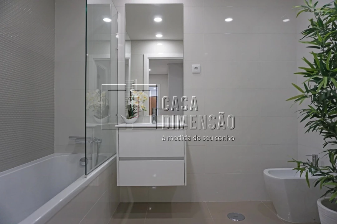 Apartamento T2 para Venda em Venteira Foto 59