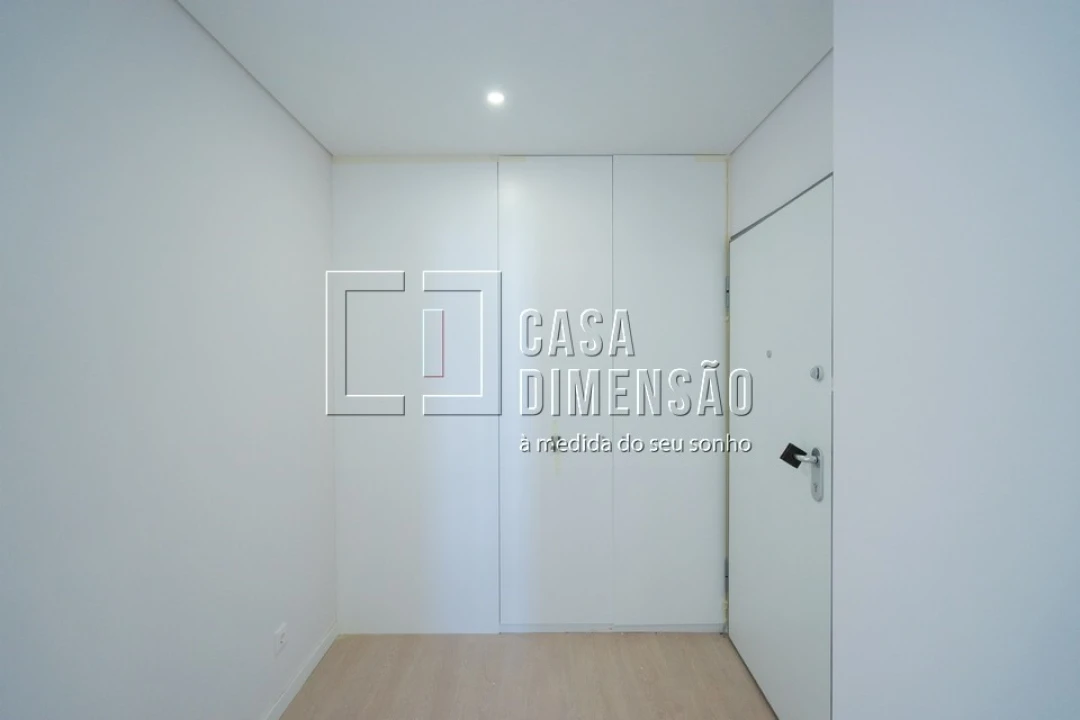 Apartamento T2 para Venda em Carnaxide e Queijas Foto 2