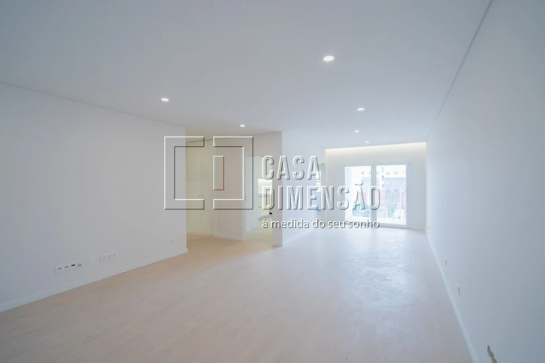 Apartamento T2 para Venda em Carnaxide e Queijas Foto 11