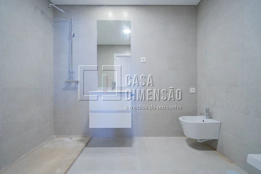 Apartamento T2 para Venda em Carnaxide e Queijas Foto 20
