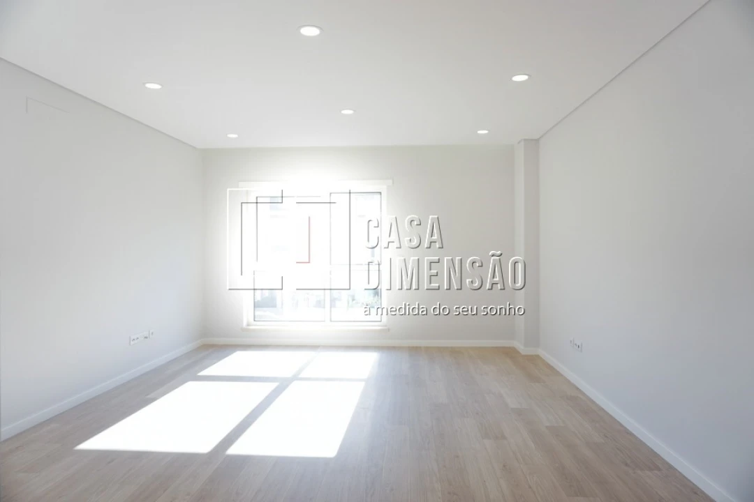 Apartamento T2 para Venda em Carnaxide e Queijas Foto 3