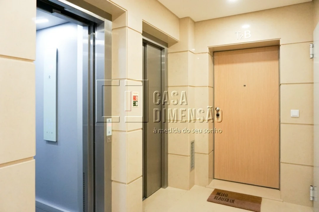 Apartamento T2 para Venda em Carnaxide e Queijas Foto 23