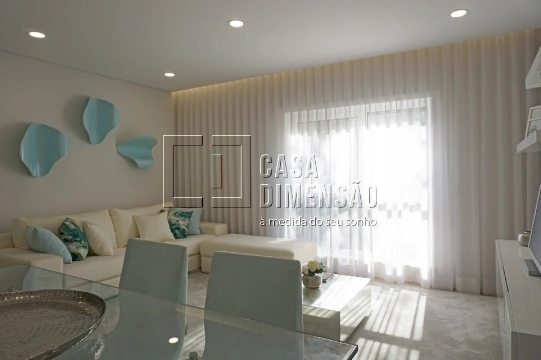 Apartamento T2 para Venda em Carnaxide e Queijas Foto 37