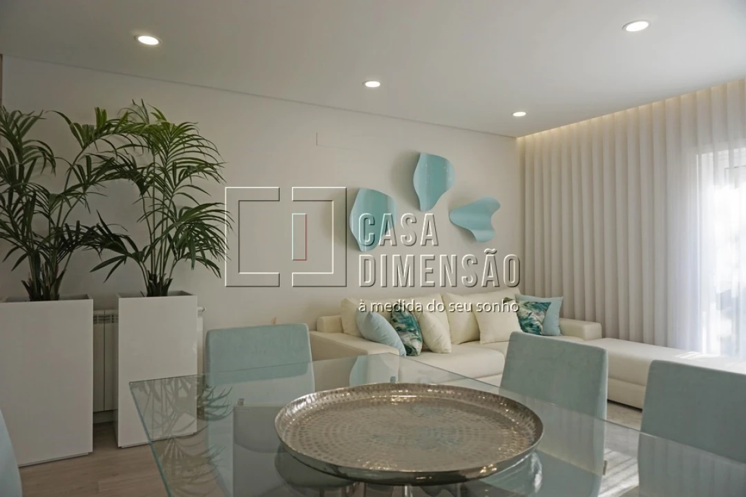 Apartamento T2 para Venda em Carnaxide e Queijas Foto 38