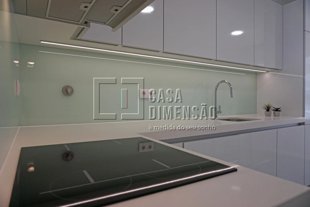 Apartamento T2 para Venda em Carnaxide e Queijas Foto 42