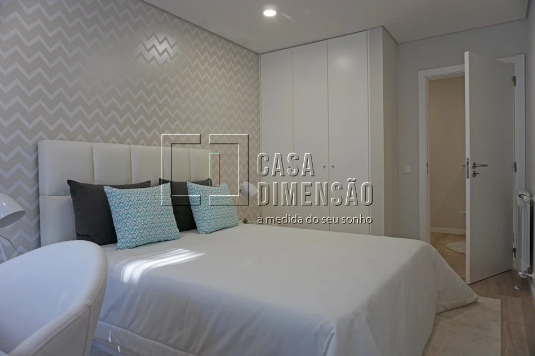 Apartamento T2 para Venda em Carnaxide e Queijas Foto 52