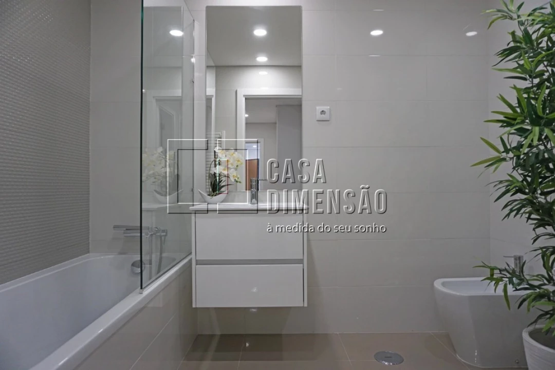 Apartamento T2 para Venda em Carnaxide e Queijas Foto 59