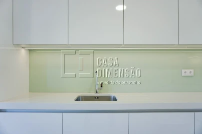 Apartamento T2 para Venda em Carnaxide e Queijas