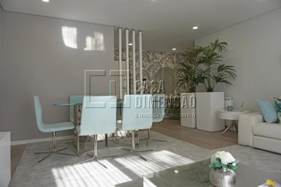 Apartamento T2 para Venda em Carnaxide e Queijas