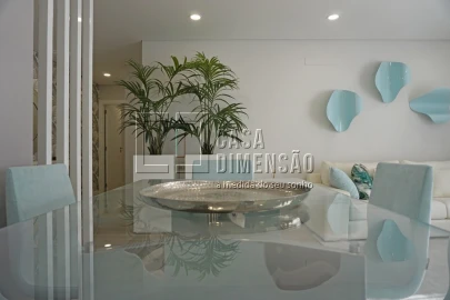Apartamento T2 para Venda em Carnaxide e Queijas