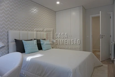 Apartamento T2 para Venda em Carnaxide e Queijas
