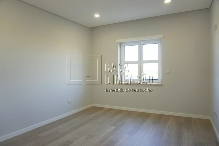 Apartamento T2 para Venda em Carnaxide e Queijas Foto 14