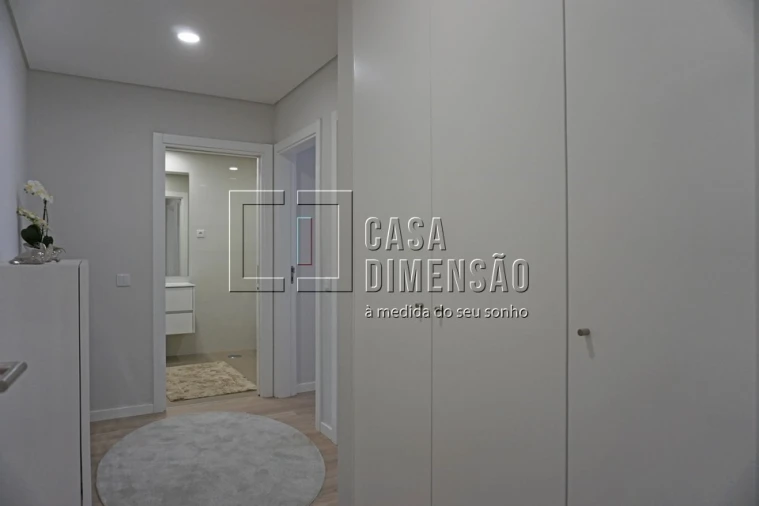 Apartamento T2 para Venda em Carnaxide e Queijas Foto 49