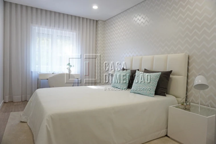 Apartamento T2 para Venda em Carnaxide e Queijas Foto 51