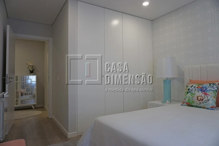 Apartamento T2 para Venda em Carnaxide e Queijas Foto 58