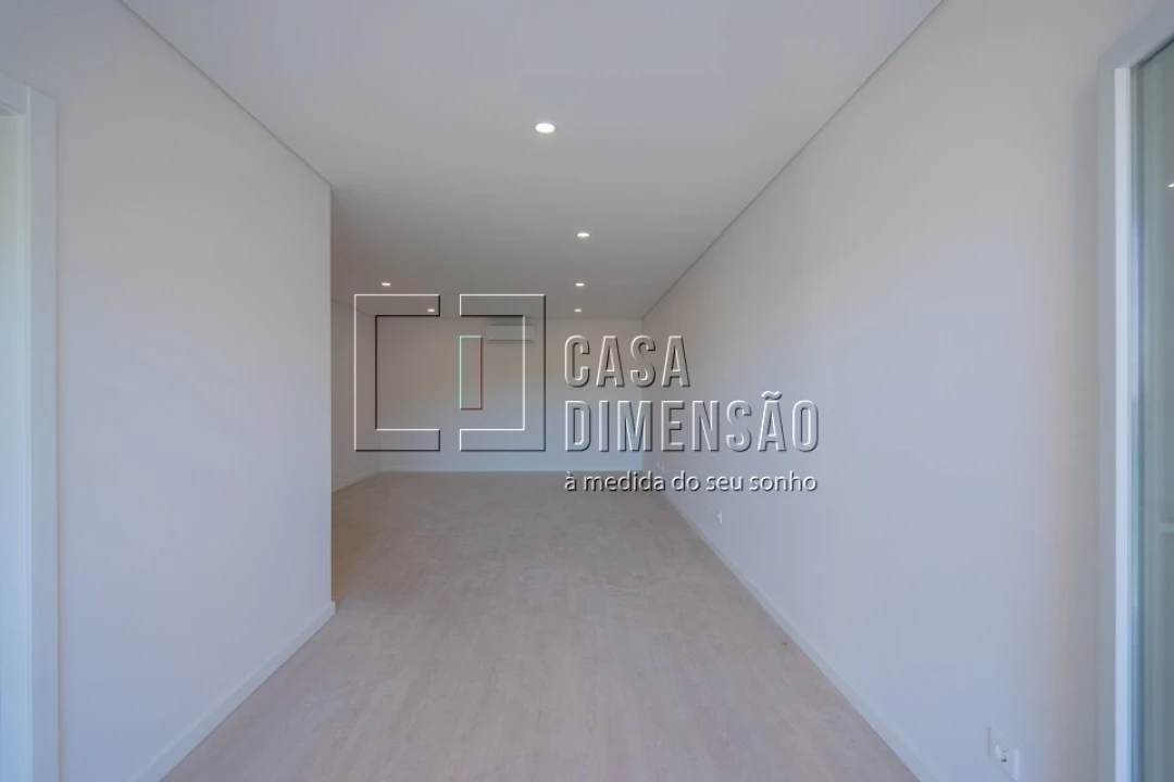 Apartamento T3 para Venda em Venteira Foto 12