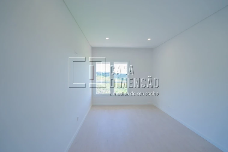 Apartamento T3 para Venda em Venteira Foto 35