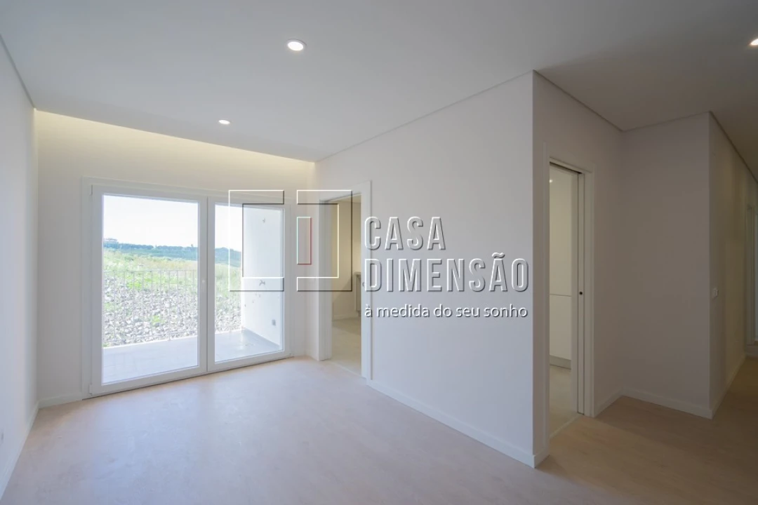Apartamento T3 para Venda em Carnaxide e Queijas Foto 10