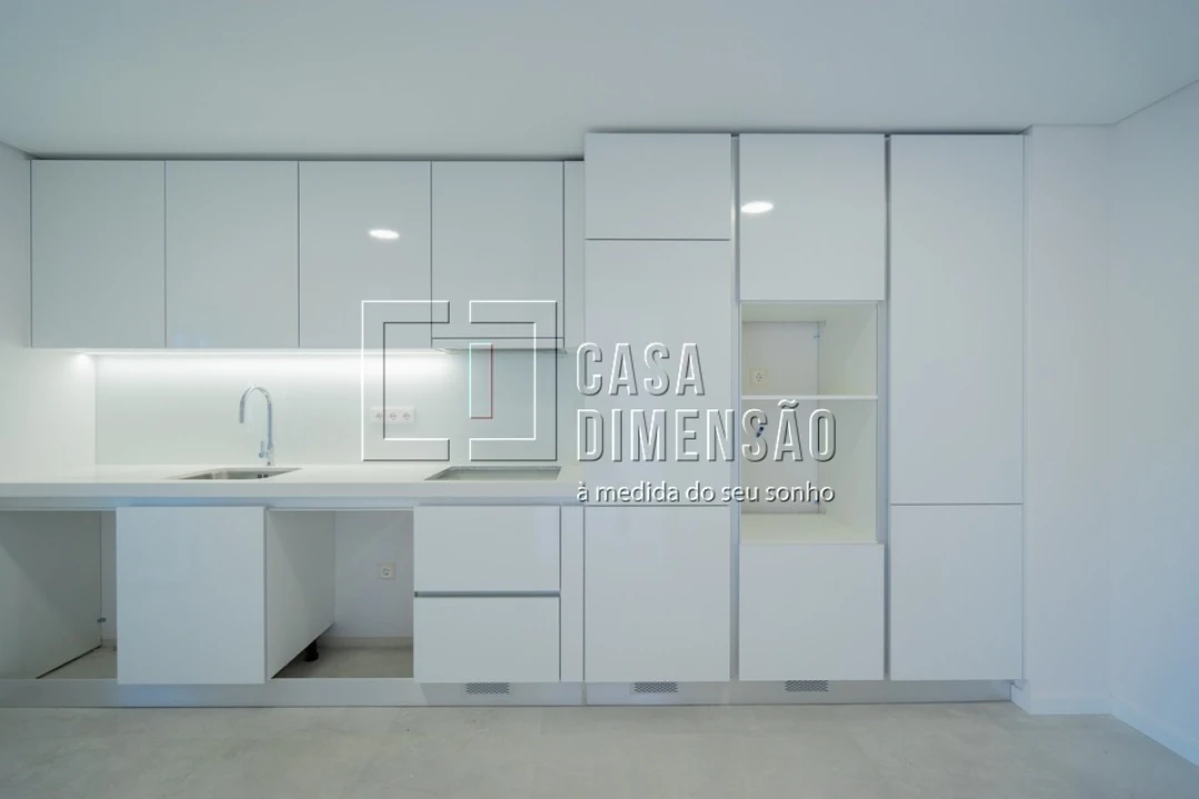 Apartamento T3 para Venda em Carnaxide e Queijas Foto 19