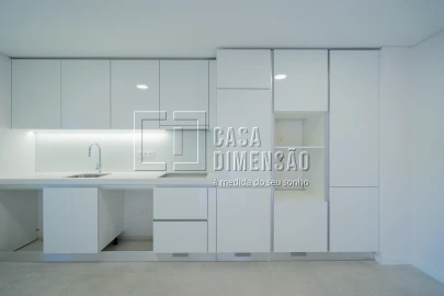 Apartamento T3 para Venda em Carnaxide e Queijas