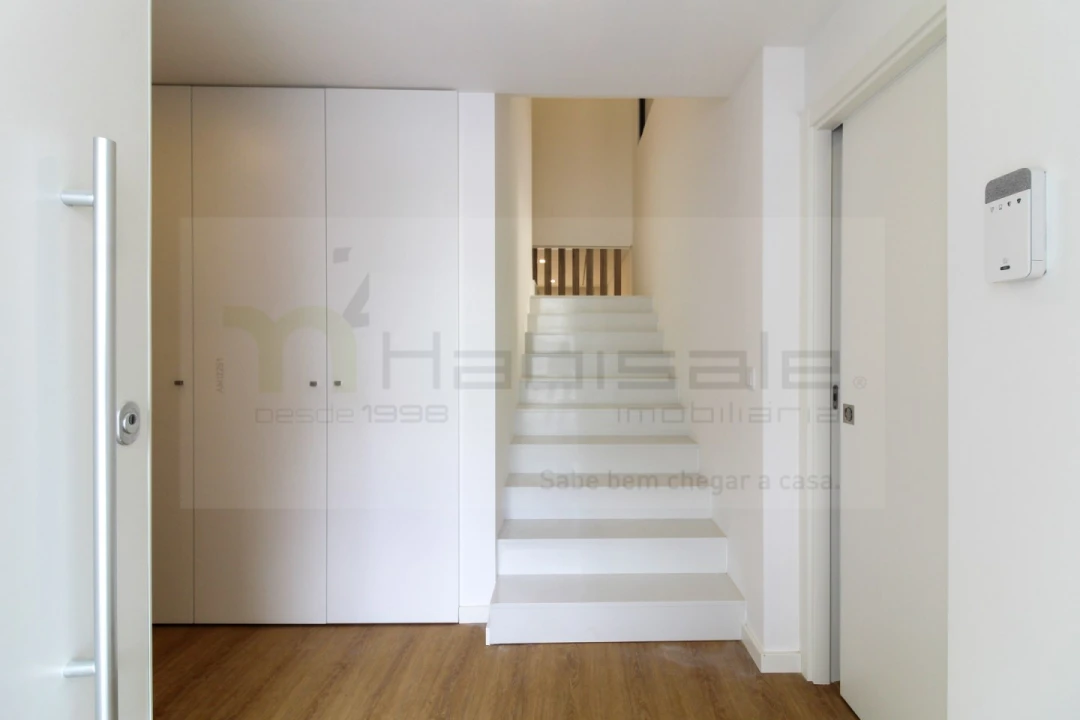 Moradia T5 para Venda em Loures Foto 3
