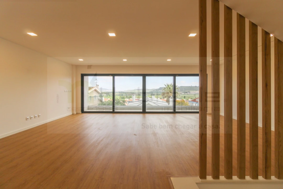 Moradia T5 para Venda em Loures Foto 39