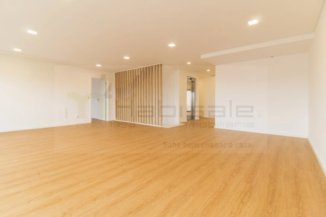 Moradia T5 para Venda em Loures Foto 42