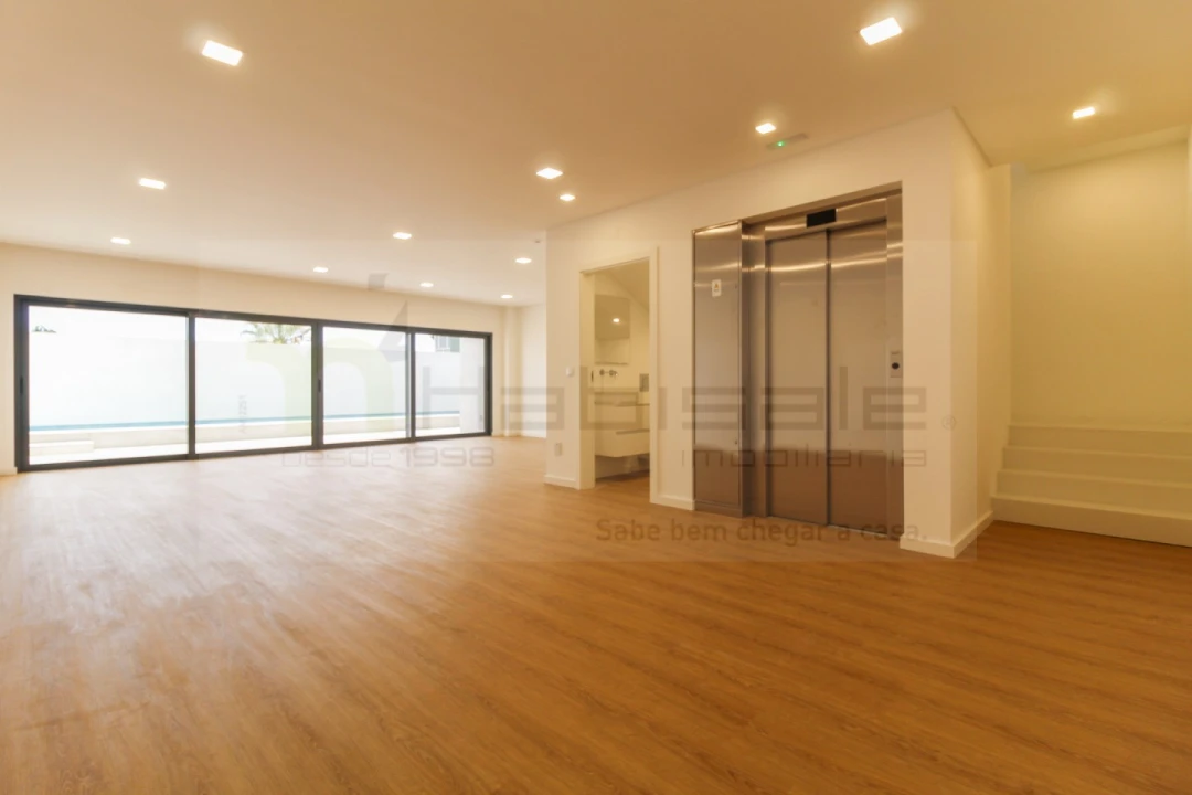 Moradia T5 para Venda em Loures Foto 53