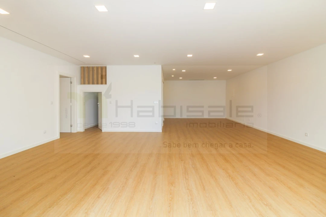 Moradia T5 para Venda em Loures Foto 68