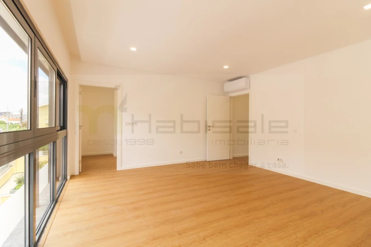 Moradia T5 para Venda em Loures Foto 22