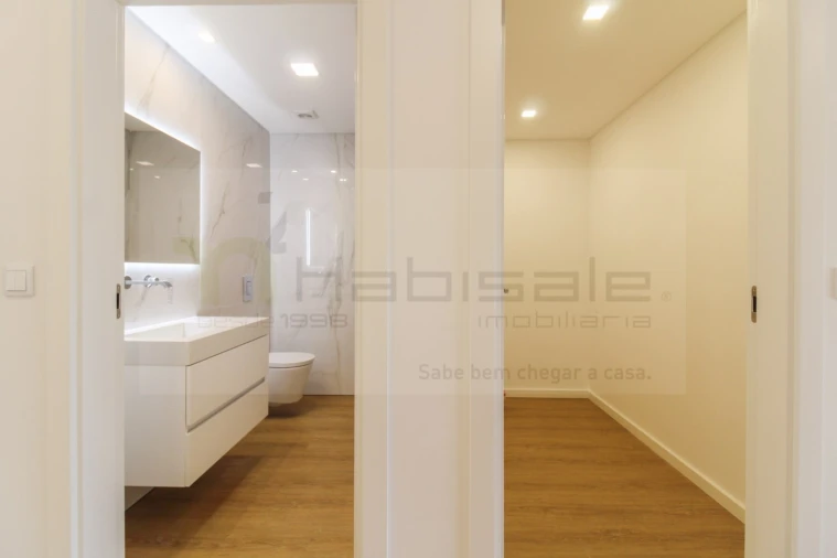 Moradia T5 para Venda em Loures Foto 49