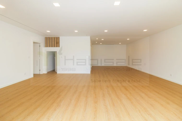 Moradia T5 para Venda em Loures Foto 68