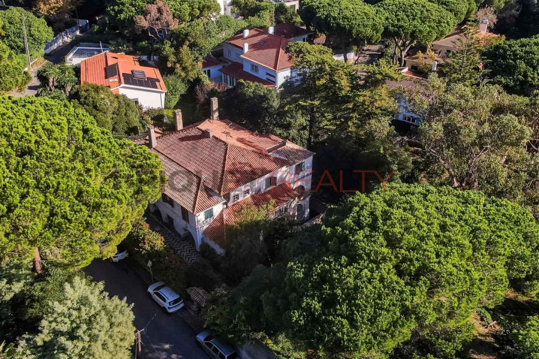 Moradia T7 para Venda em Cascais e Estoril Foto 1