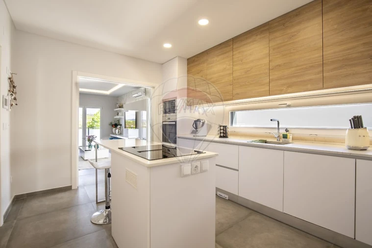 Moradia T4 para Venda em Ponte do Rol Foto 11