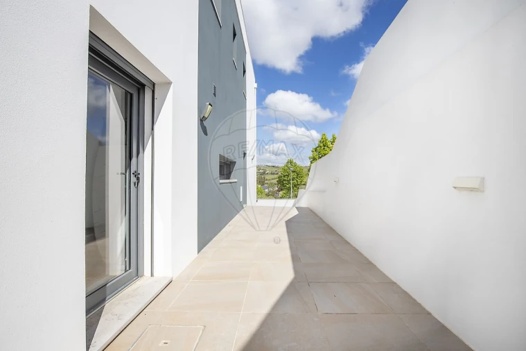 Moradia T4 para Venda em Ponte do Rol Foto 37