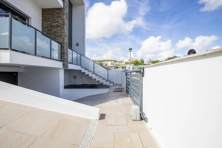 Moradia T4 para Venda em Ponte do Rol Foto 35