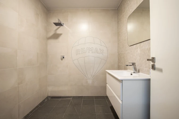 Moradia T4 para Venda em Ponte do Rol Foto 34