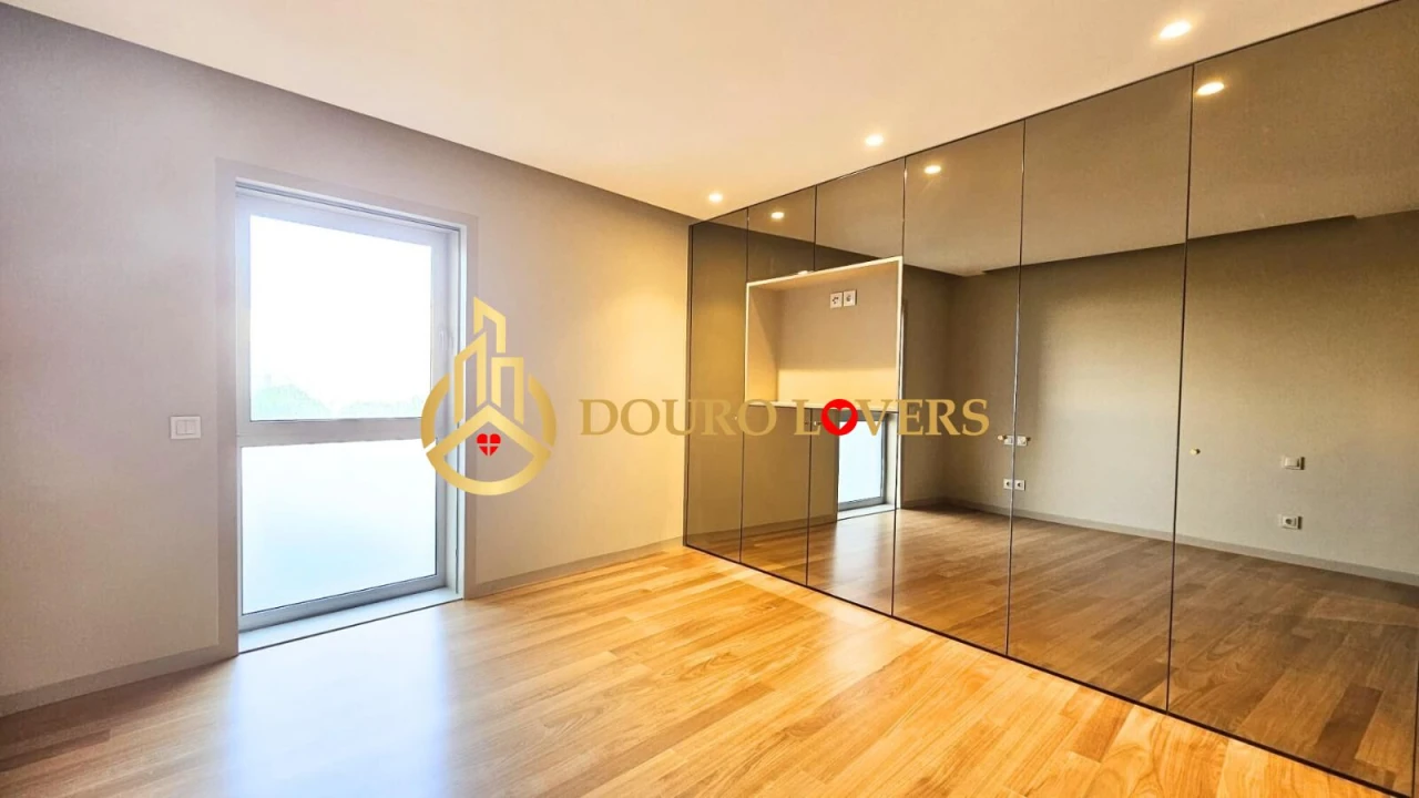 Apartamento T4 para Venda em Vila do Conde Foto 16
