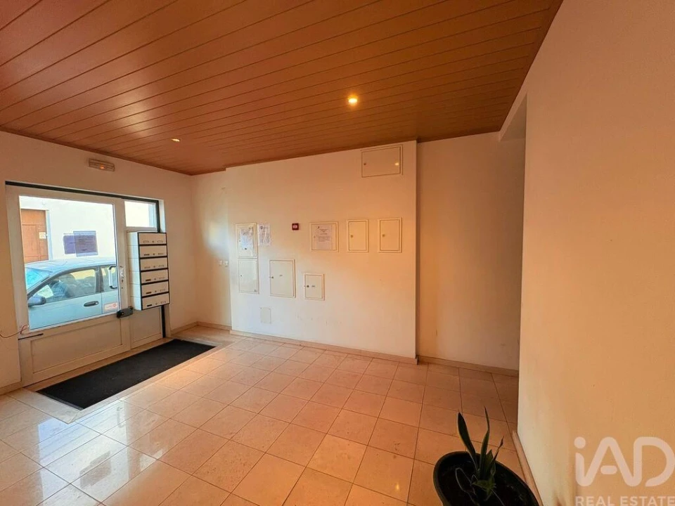 Apartamento T2 para Venda em Almeirim Foto 4