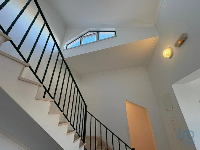 Apartamento T2 para Venda em Almeirim Foto 7