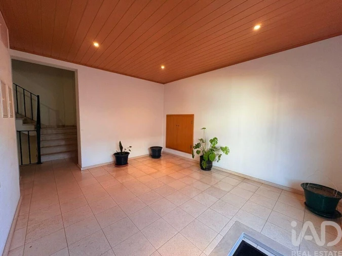 Apartamento T2 para Venda em Almeirim Foto 5
