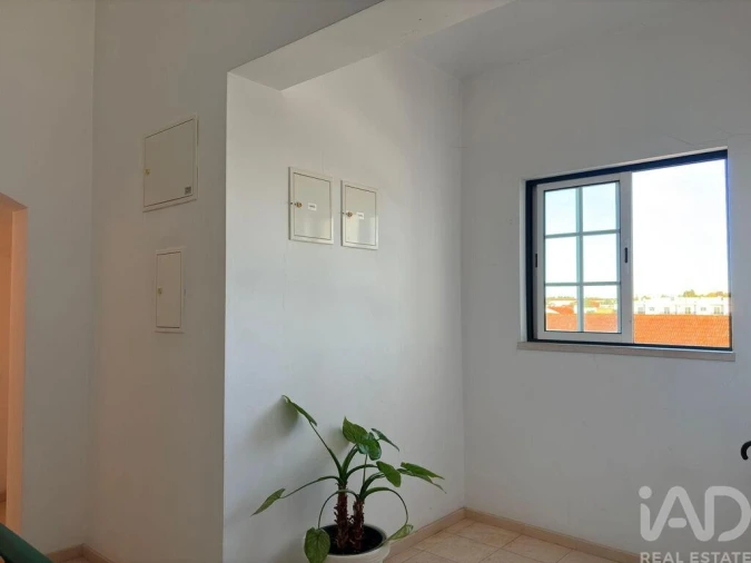 Apartamento T2 para Venda em Almeirim Foto 26